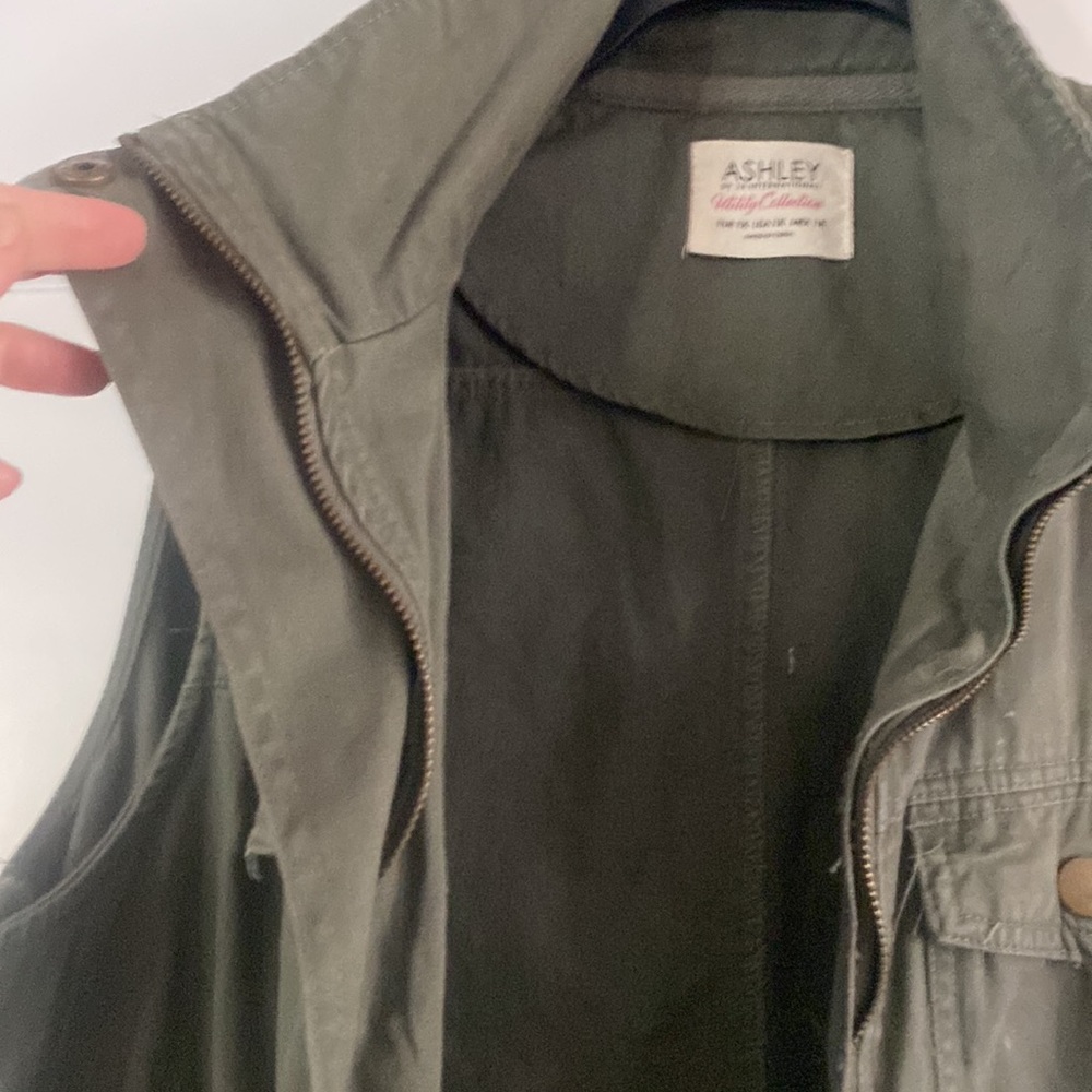 Utility Jacket - Picture 10 of 12